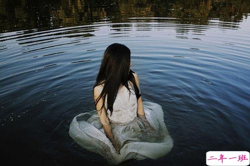 生活哲理告诉我们的哲理句子 人生很现实的生活哲理句子1