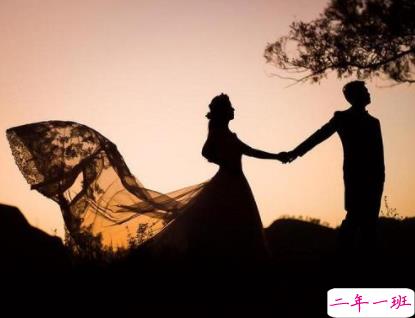 发婚纱照的朋友圈说说 婚纱照的配文文艺好听2