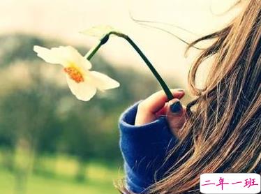 朋友圈公布恢复单身的句子 暗示自己是单身的微信说说1