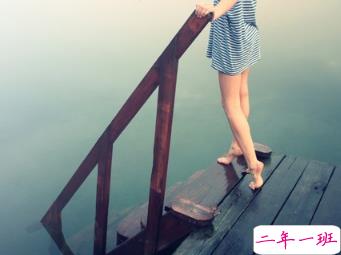 为了爱情受伤的说说心痛不已 爱情不适合我说说与其无关1