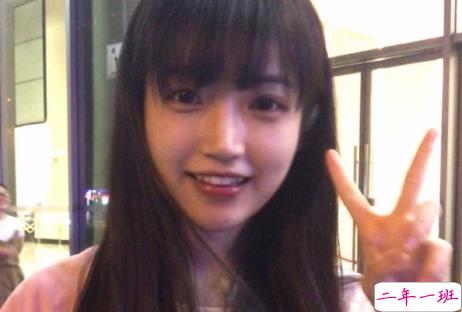 充满沙雕气息的置顶说说大全  如果你感到辛苦就来我怀里躲躲吧2