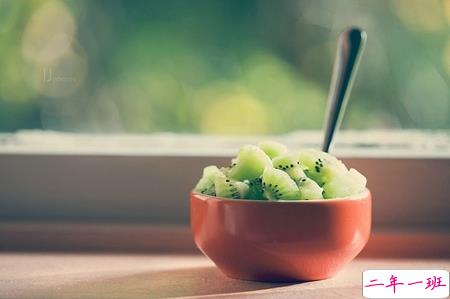 对一个人失望透顶的说说 不敢再相信爱情的说说真的受伤过2