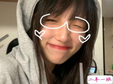 沙雕又可爱的朋友圈文案 没回消息是在修巴黎圣母院吗1