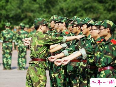 军训怎么发朋友圈说说 军训发朋友圈的搞笑短句子2