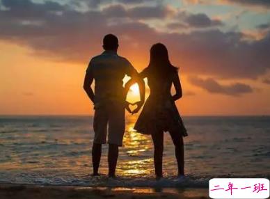 领证后发朋友圈的说说逗比有趣 领证结婚说说高调秀恩爱搞笑版2