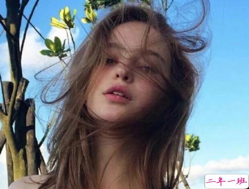 搞笑逗比有点扎心的说说最新 请你忠于自己活得还像自己1