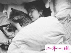 在你睡前必须要做的一件事搞笑说说大全