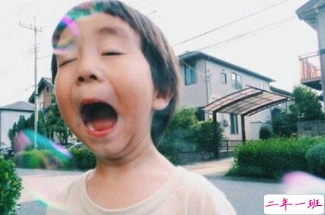 适合学生党的搞笑说说大全 你应该和我交往的四个理由1