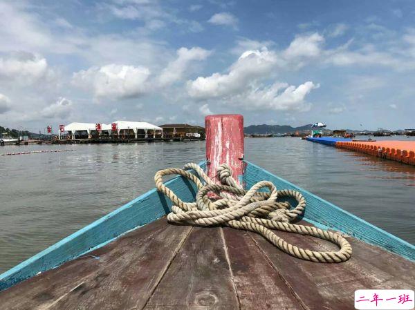 爱情中感到心累的说说 岁月都累了我不想等你了2