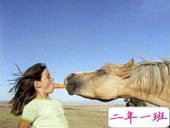 搞笑无厘头说说：讨厌上学的其中一个原因是，不能愉快的拉屎