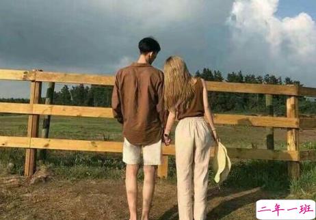 温馨甜蜜幸福的说说适合情侣：愿我心爱之人，百岁无忧1