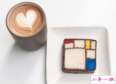 爱情说说控：爱情是一个笑话，笑坏了别人，哭疼了自己1