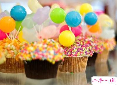 爱一个人的说说：有些心动，一旦开始，便覆水难收