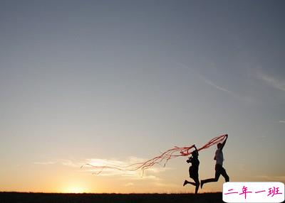 爱情经典说说：你是我的谁都抢不走，我就是这么霸道