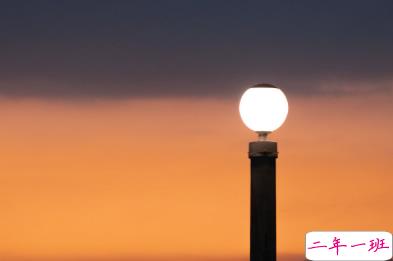 知乎上特别温柔的文案 垂首思汝汝不知2