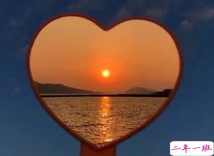 2020穿透人心的经典句子 热爱漫无边际生活自有分寸1