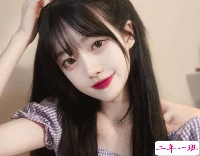 适合女生俏皮又可爱的说说 少女心有一吨重1