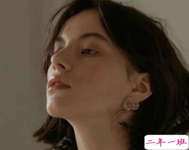 吸引人的霸气个性说说 00后最爱的霸气短句1