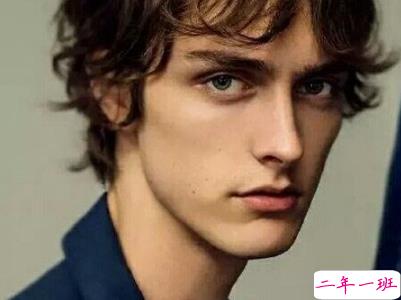 qq扩列宣言个性男生大全 需要指点但不需要指指点点1