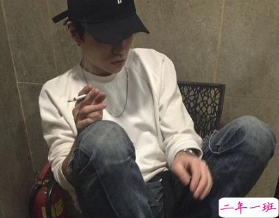 qq扩列宣言个性男生大全 需要指点但不需要指指点点2