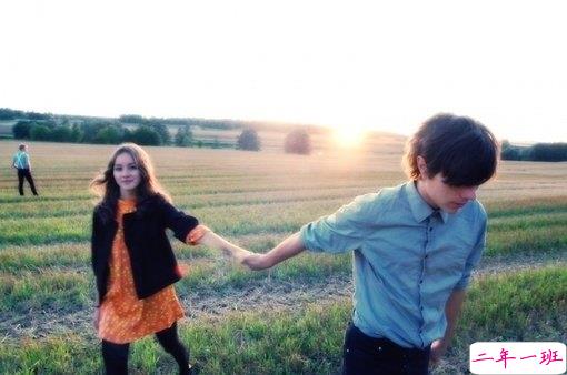 情侣日常秀恩爱的说说2019 适合公布恋情的超甜句子精选2