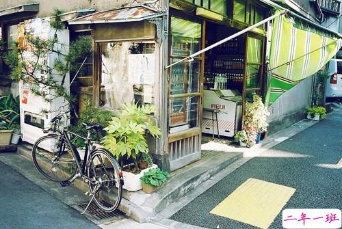 人生在世慢慢了解的精辟哲理说说大全 时间和成长让我们变得成熟的经典说说1