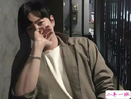 男生霸气嚣张的说说冷酷2018 男生霸道说说对女生说的1