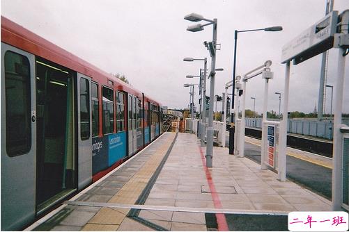 很有哲理的英文个性说说带翻译 有道理的精辟英文说说1