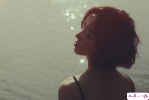 适合文字控发的文艺唯美说说 时光是最好的橡皮擦2