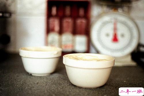 有哲理的经典英文说说 Whatever you are, be a good one.2