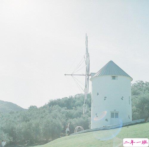 关于寂寞孤独和成长的哲理短句子说说 有些路啊只能一个人走1