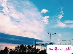 心情不好有些惆怅和沮丧时发的说说 时光将青春幻化成一道不动声色的伤