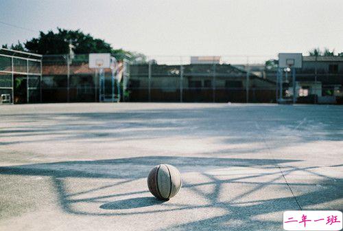 关于成长和青春的哲理句子 我希望你眼里存星光手心握太阳1