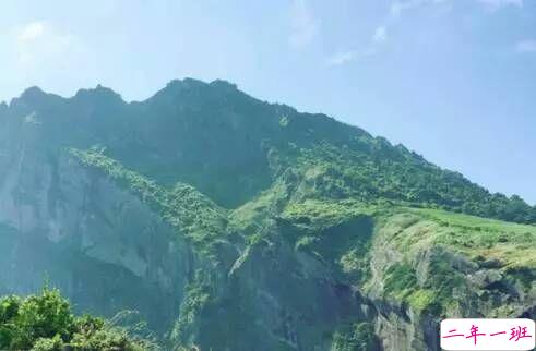 超励志的正能量感悟人生说说 不怕道路漫长只怕没有光和方向2