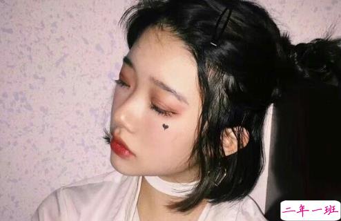 霸气侧漏社会人专属说说短语 霸气女生专属超拽说说1