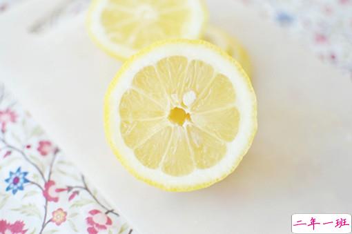 超励志的正能量说说 今天所做的虽然辛苦但明天发生的都是礼物2