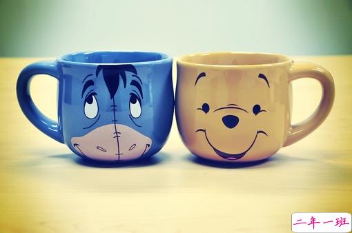 关于生活现实的哲理内涵精辟的说说 也许未来偶然相遇希望谁都没变2