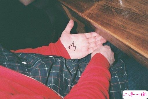 写给分手后的简单而又有哲理的一些话 路过的就此不提1