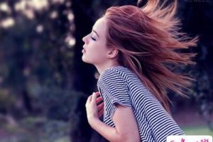 个性说说心情短语：你最好坏的心安理得，否则会比好人还难过