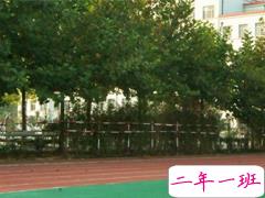 致考场中奋斗的你们 青春无畏高考必胜