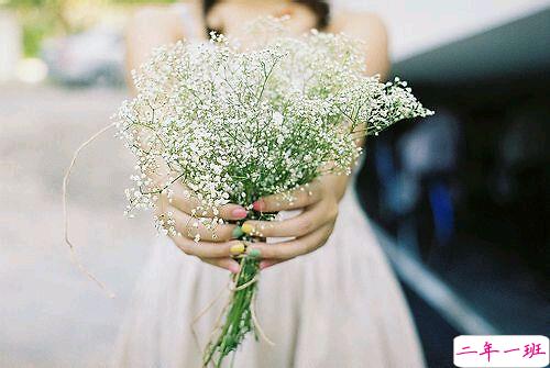 2018值得点赞的经典说说大全：你年少时扬言要饮遍天下千种烈酒1