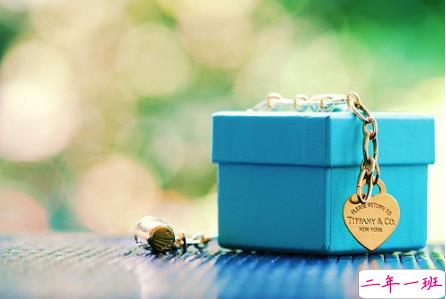 很短的哲理说说人生感悟：帮你是情分不帮你是本分2