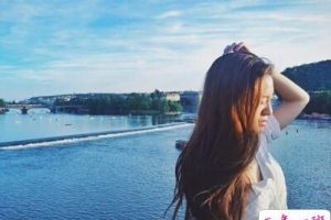 经典的说说短句:道理都懂,但就像鱼活在水里,也死在水里