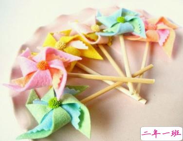 最受欢迎的说说：我怎会没有心事，那一直是你的名字