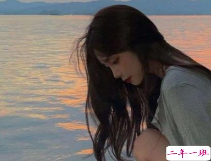 一个人撑到很心累的伤感扎心说说 凌晨四点看到海棠花未眠1