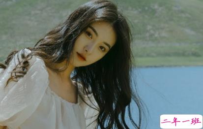 抖音最热最火的伤感句子 孤独与难过有谁能理解1