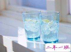 经典说说人生哲言：心软没有错，但有些人你怜悯不得