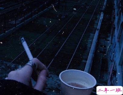 悲伤爱情说说心情 感觉不到温暖的伤感说说2