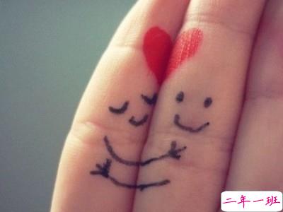 经典说说心情短语：爱情最初红了脸，最后红了眼1