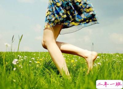 说说大全最新版：怎知我用一转身离开的你，竟要用一辈子来忘记1